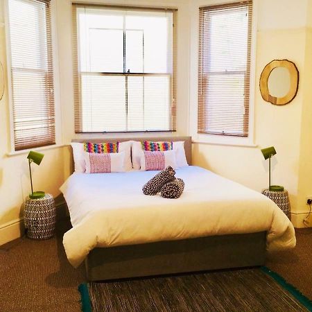 Spacious Apartment In The Heart Of St Leonards Hastings Bagian luar foto