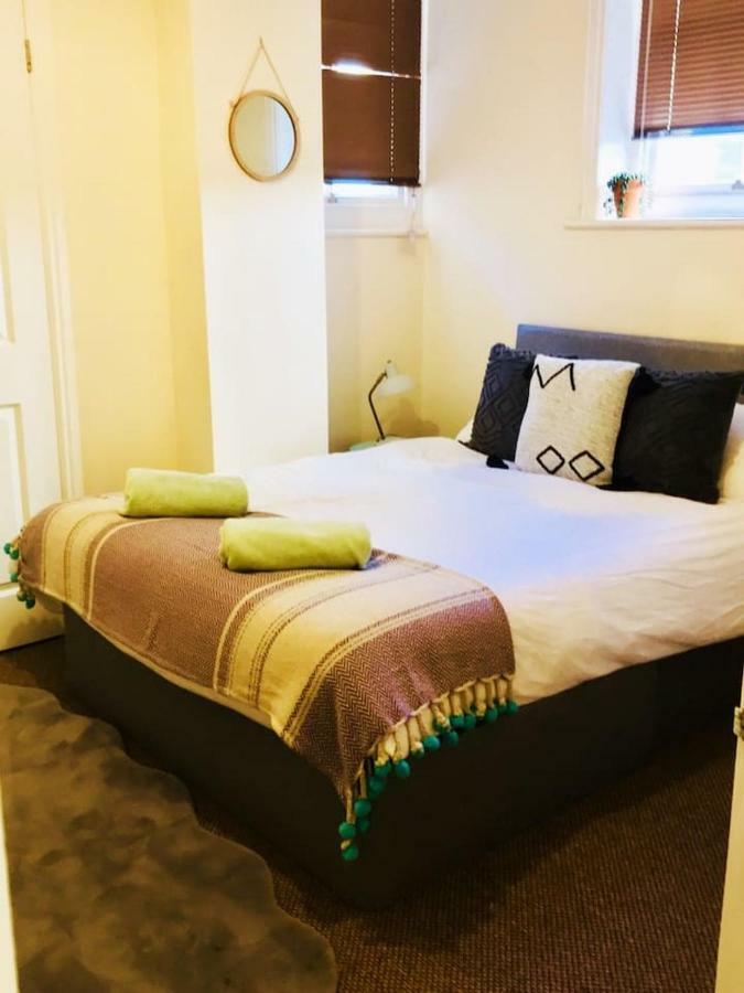 Spacious Apartment In The Heart Of St Leonards Hastings Bagian luar foto