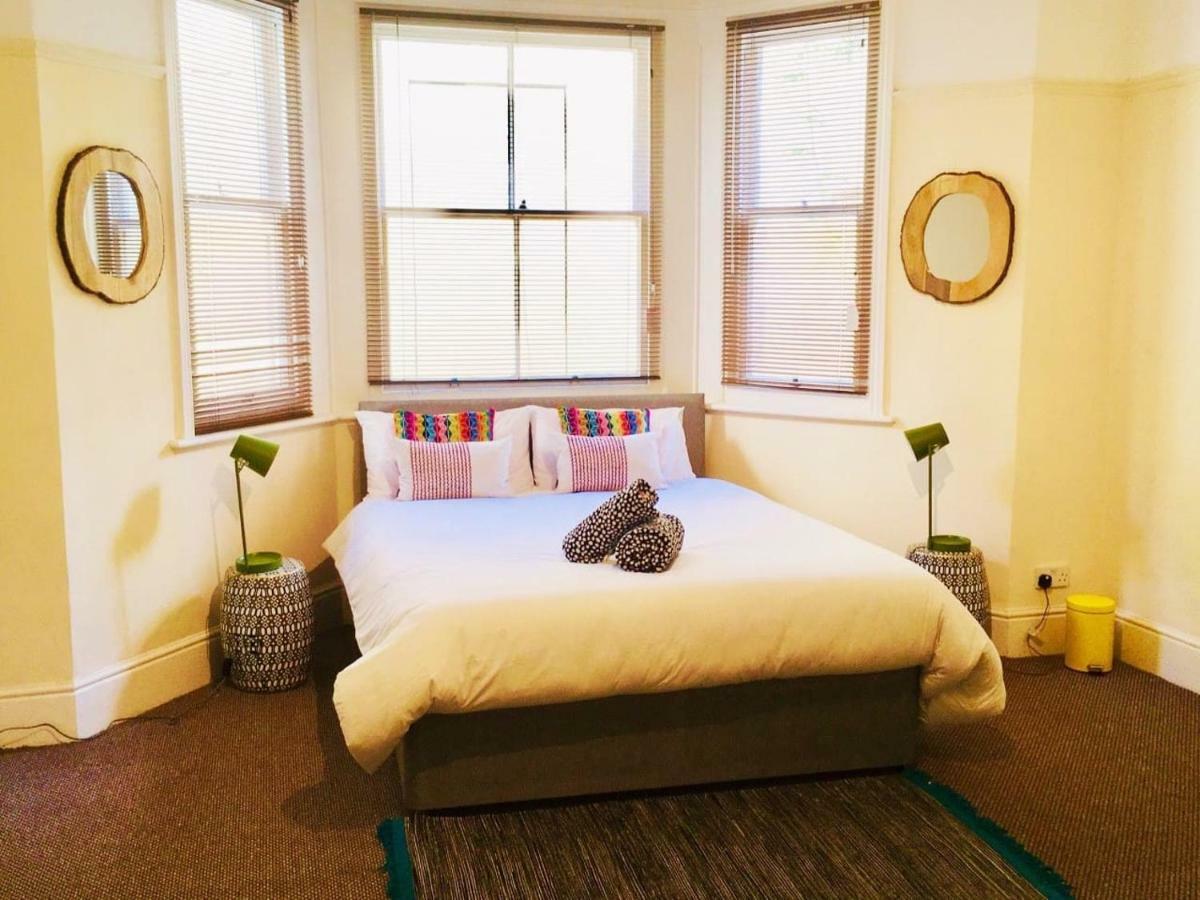 Spacious Apartment In The Heart Of St Leonards Hastings Bagian luar foto